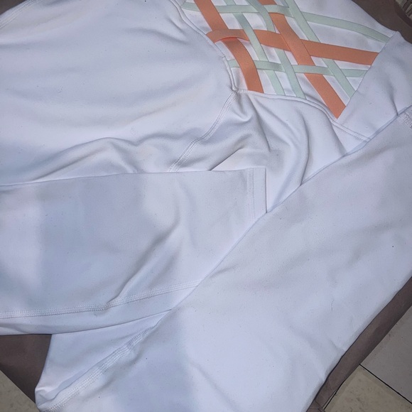 Fabletics Boost PowerHold High Waited Strappy 7/8 Leggings - Picture 5 of 7